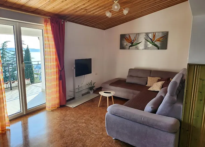 Apartment Frador